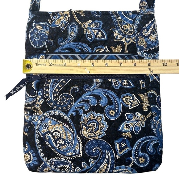 VERA BRADLEY Windsor Navy Paisley HIPSTER Crossbody Bag Purse Retired Patern GUC - Picture 11 of 13